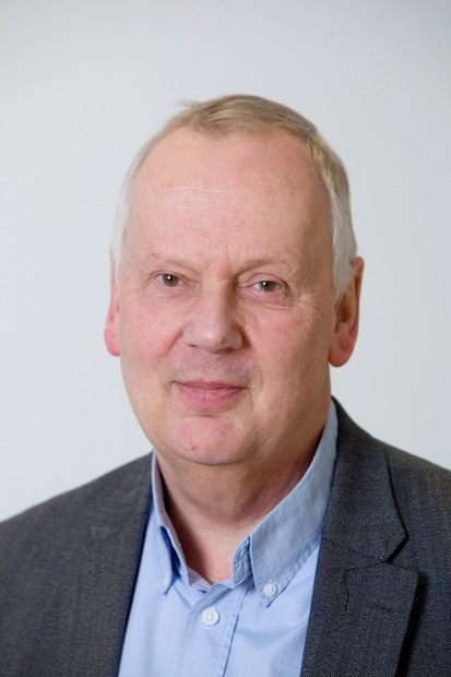 Mr. F.W.M. (Frits) van Straelen